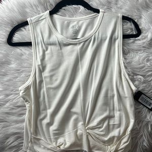 SAVVI KB KNOT CROP, NWT, SIZE Large